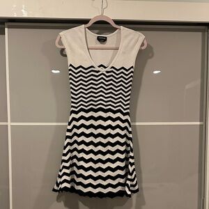bebe Black and White Chevron Mini Dress